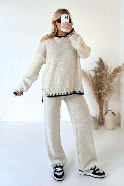 Completo da donna composto da due pezzi.